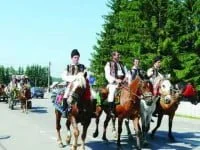 La Poiana Stampei s-a desfășurat Festivalul Național „Flori de pe Dorna”, ediția a II-a, care coincide cu a X-a ediție a Serbării Câmpenești “Întâlnire cu fiii satului” - 19 iulie 2009