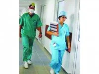 Absolvenţii de medicină au de ales dintre cele 17 posturi permanente disponibile la DSP, Ambulanţă şi în două spitale