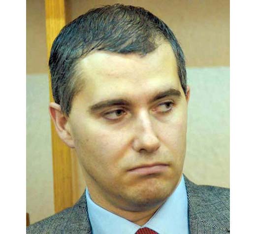Ionuţ Adomniţei este noul administrator public al judeţului Suceava