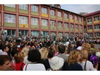 Elevii din câteva şcoli rurale vor intra în spaţii reabilitate şi modernizate