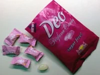Un cofetar bulgar a inventat „bomboana-deodorant”