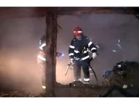 Casa unui localnic din Râşca, distrusă de un incendiu