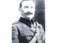 Generalul Iacob Zadik, Cdt.D.8 Inf. Botoşani (cu R.16, R.29 I. şi R.8 Vânători), a avut misiunea să intre în Bucovina şi a ocupat graniţele istorice ale României, până la Ceremuş şi Nistru