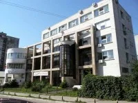 Virozele şi pneumopatiile nu cedează în faţa vremii mai calde