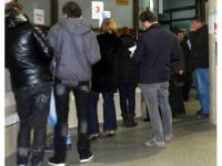 Sucevenii nu mai stau la cozi pentru a-şi plăti dările