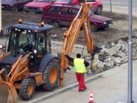 Unsprezece evenimente cercetate ca accidente de muncă