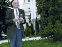 Grigore Vieru şi „crinii latiniei”