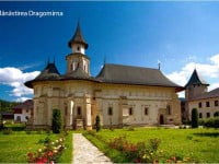 „Mănăstirea Dragomirna – armonie şi tezaur“