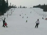 Românii au cheltuit 36 milioane de euro pe vacanţe de Revelion în ţară şi străinătate