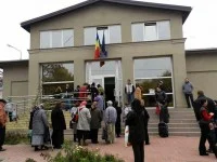 Bătaie pe ajutoarele de la UE nedistribuite în prima etapă