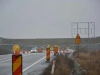 Prinşi pe când furau parapeţi metalici de pe marginea DN 17