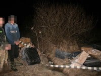 Aproape 11.000 de pachete de ţigări capturate luni, de către poliţiştii de frontieră de la contrabandişti