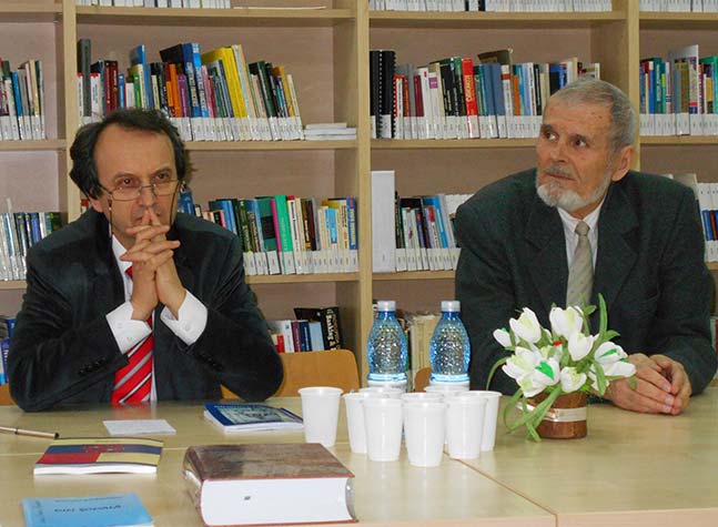Mircea A. Diaconu şi Gheorghe Moldoveanu