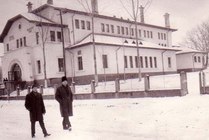 Căminul Cultural construit între anii 1951-1959