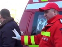 Un bărbat de 35 de ani s-a urcat ieri pe stâlpul cu antene al DS Suceava şi a ameninţat că se sinucide
