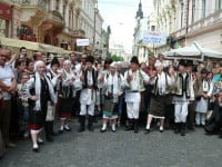 „Bună ziua, dragi fraţi !”, un salut din Centrul Cultural Român de la Cernăuţi