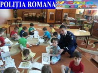  „Un an şcolar în siguranţă!“ urează poliţiştii suceveni miilor de elevi care încep astăzi şcoala