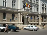 Prefectul de Suceava cere funcţionarilor publici să se abţină de a se implica în campania electorală