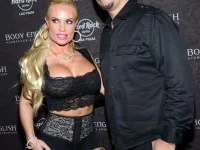  Actorul Ice T şi soţia sa Coco Austin aşteaptă primul lor copil