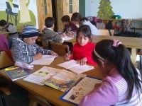 De 10 ani, Fundaţia FARA previne abandonul şcolar în comunităţile sărace din judeţul Suceava