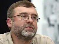 Matei Vişniec, decorat de preşedintele ţării cu Ordinul Naţional „Serviciul Credincios” în grad de Mare Ofiţer