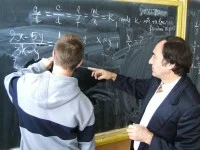 Doar în patru unităţi şcolare din judeţ cursurile se desfăşoară parţial