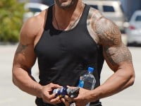 Actorul Dwayne Johnson şi-a salvat câinele de la înec