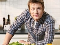 Jamie Oliver, bucătarul şef care îi învaţă pe englezi să mănânce sănătos, şi-a cumpărat o vilă luxoasă