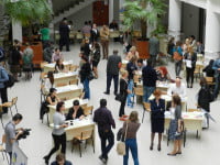 Aproape 500 de slujbe oferite la Bursa generală a locurilor de muncă