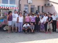 Beneficiarii CRRN „O nouă şansă” Todireşti au mâncat îngheţată oferită gratis de o firmă din Suceava