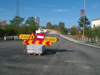 Se redeschide traficul rutier pe pasajul peste calea ferată de la Iţcani