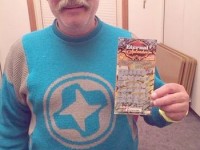 Un american care trăieşte pe stradă a câştigat la loterie 500.000 de dolari