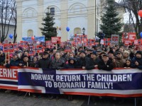 Cel mai mare protest pentru susţinerea familiei Bodnariu a avut loc la Suceava