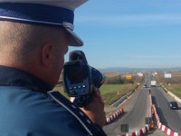 Poliţiştii suceveni folosesc şi un radar cu laser tip pistol