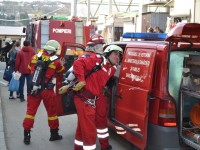Incendiu cu situaţii complicate în Bazarul Sucevei