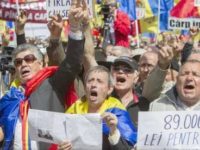 Protest de amploare la Chişinău, organizat de Platforma civică „Demnitate şi Adevăr”