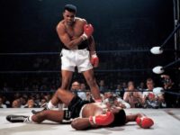 Cel mai mare pugilist al tuturor timpurilor, Muhammad Ali, a decedat