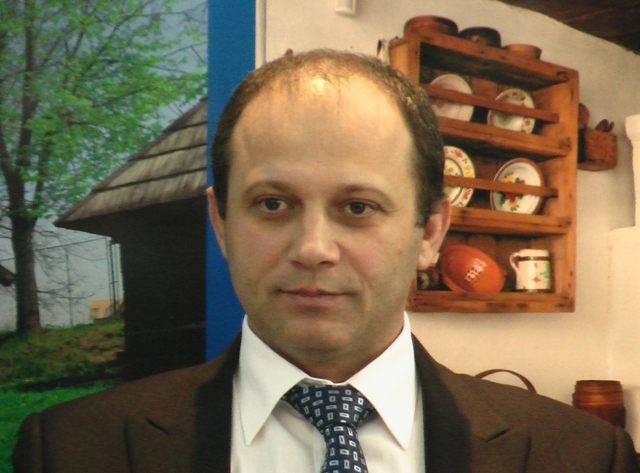 Consilierul judeţean liberal Dan Cadariu a demisionat din CJ Suceava