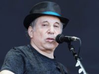 Paul Simon va lansa un nou album în luna septembrie, înainte de a-şi lua adio de la scenă