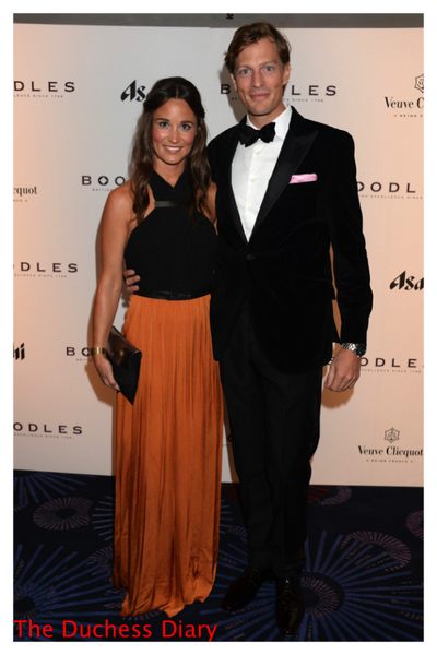 Pippa Middleton s-a logodit cu partenerul ei, James Matthews