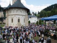 10 iulie 2016 – 550 de ani de la punerea pietrei de temelie a Mănăstirii Putna