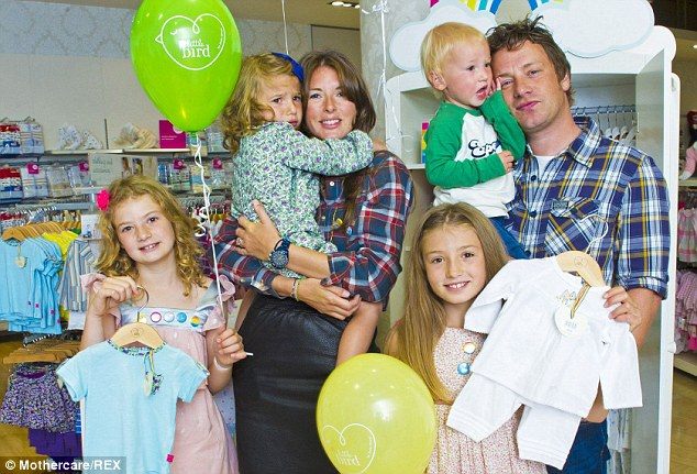 Jamie Oliver, tătic pentru a cincea oară