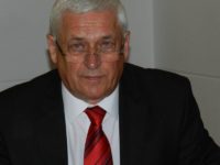 Ţara noastră nu se poate dezvolta decât prin inteligenţă