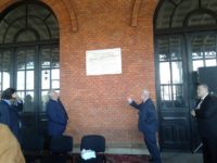 Plăci comemorative, ca un avertisment pentru generaţiile viitoare