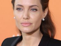Angelina Jolie, prima apariţie publică după despărţirea de Brad Pitt, într-un mesaj video