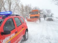 Circulaţie îngreunată din cauza zăpezii în zona de munte a judeţului