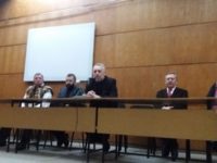 Marian Munteanu, primit la Suceava cu fanfară, de tineri îmbrăcaţi cu sumane negre, şi cu steaguri tricolore