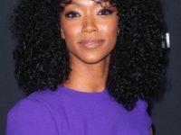 Sonequa Martin-Green, din „The Walking Dead”, va deţine rolul principal în „Star Trek: Discovery”