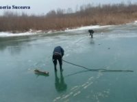 Pescari „la plasă” prinşi ieri de jandarmi pe malul Sucevei