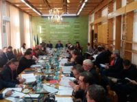 Gheorghe Flutur (PNL) şi Mihai Grozavu (PSD) caută soluţii ca investiţiile judeţului în drumuri să fie protejate de transportatorii agabaritici